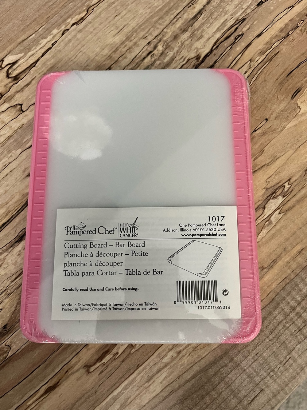 Pampered Chef Bar Board New